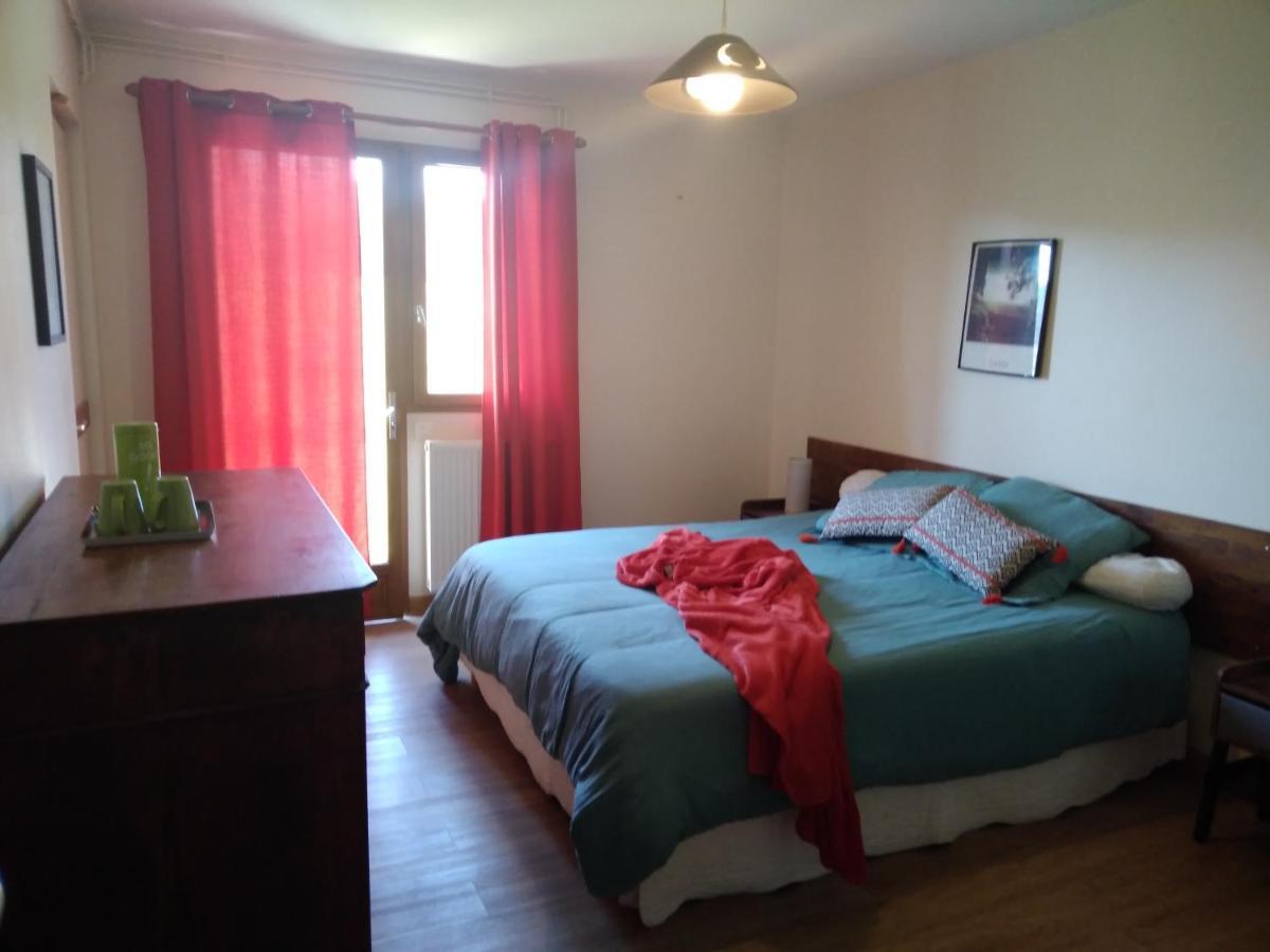 Au Bonheur Du Cedre Hotel Saint-Lattier Ngoại thất bức ảnh